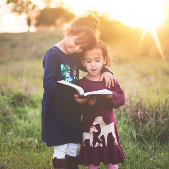 ben-white-EMZxDosijJ4-unsplash Kinder lehren